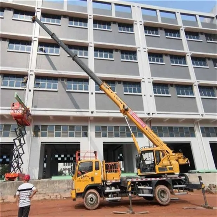 旌阳高楼层玻璃吊装